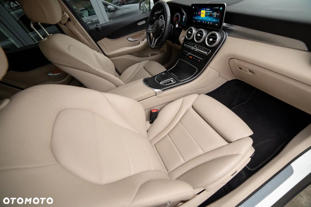 Mercedes-Benz GLC 200 d 4-Matic - 38