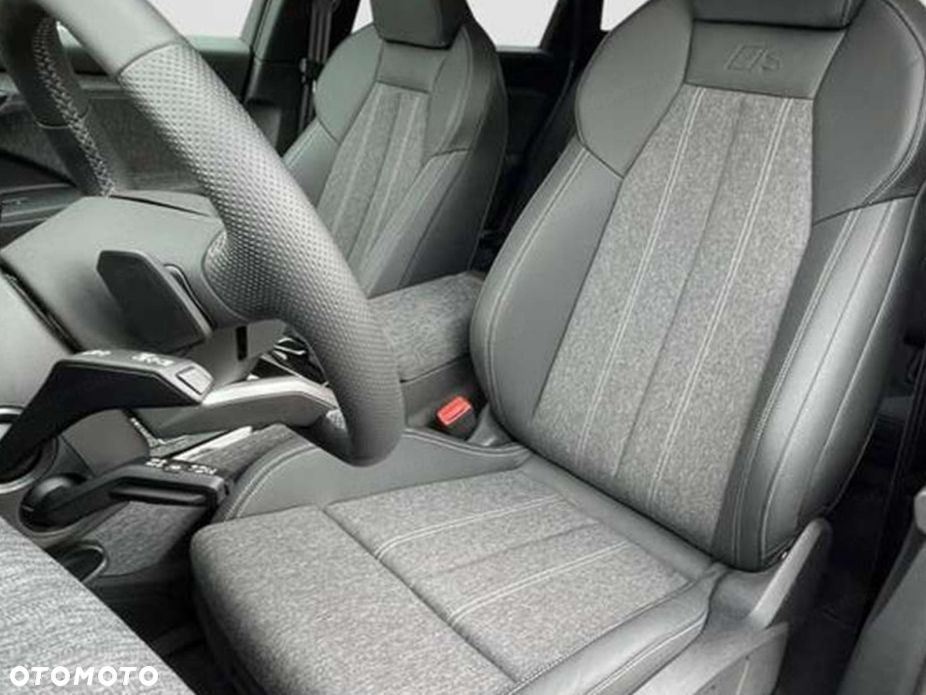 Audi Q6 e-tron - 6