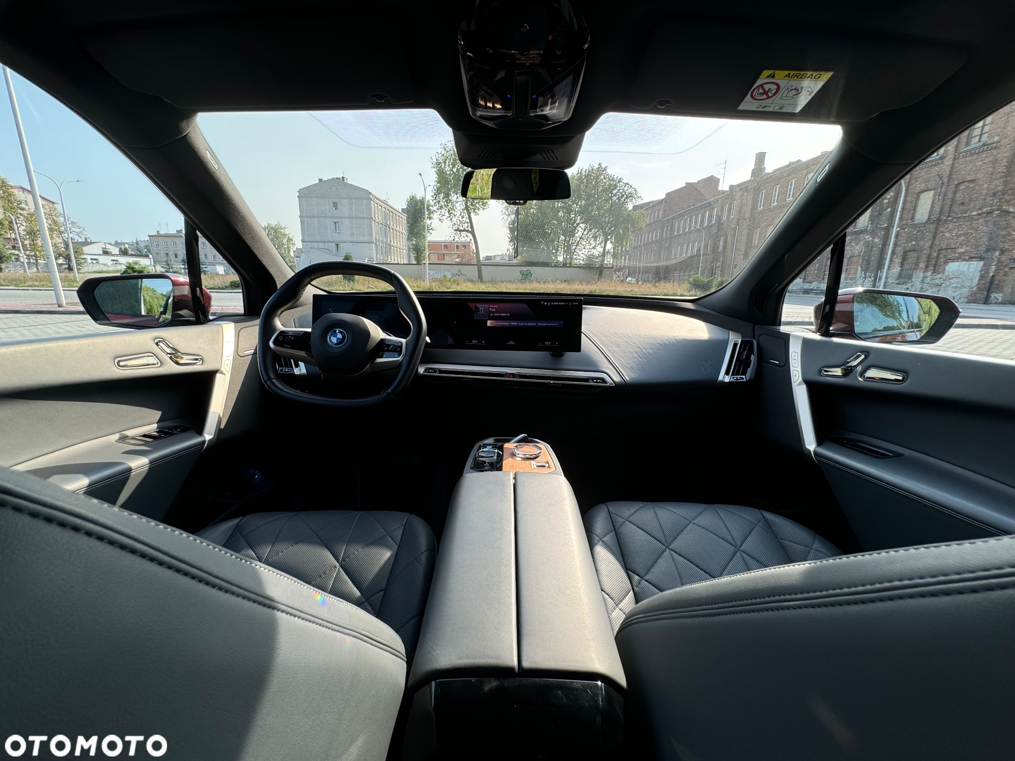 BMW iX xDrive40 76.6kWh Signature - 26