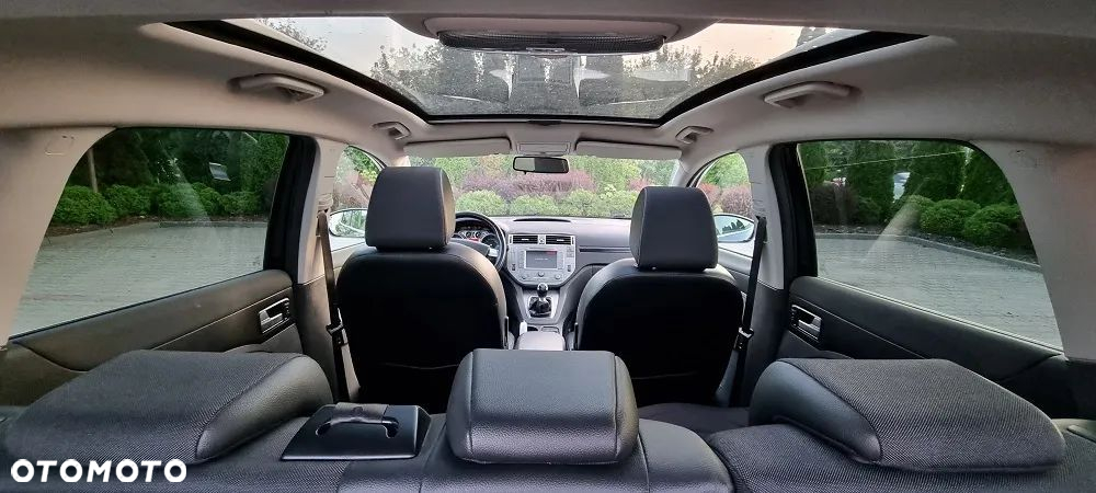 Ford Kuga 2.0 TDCi Titanium - 4