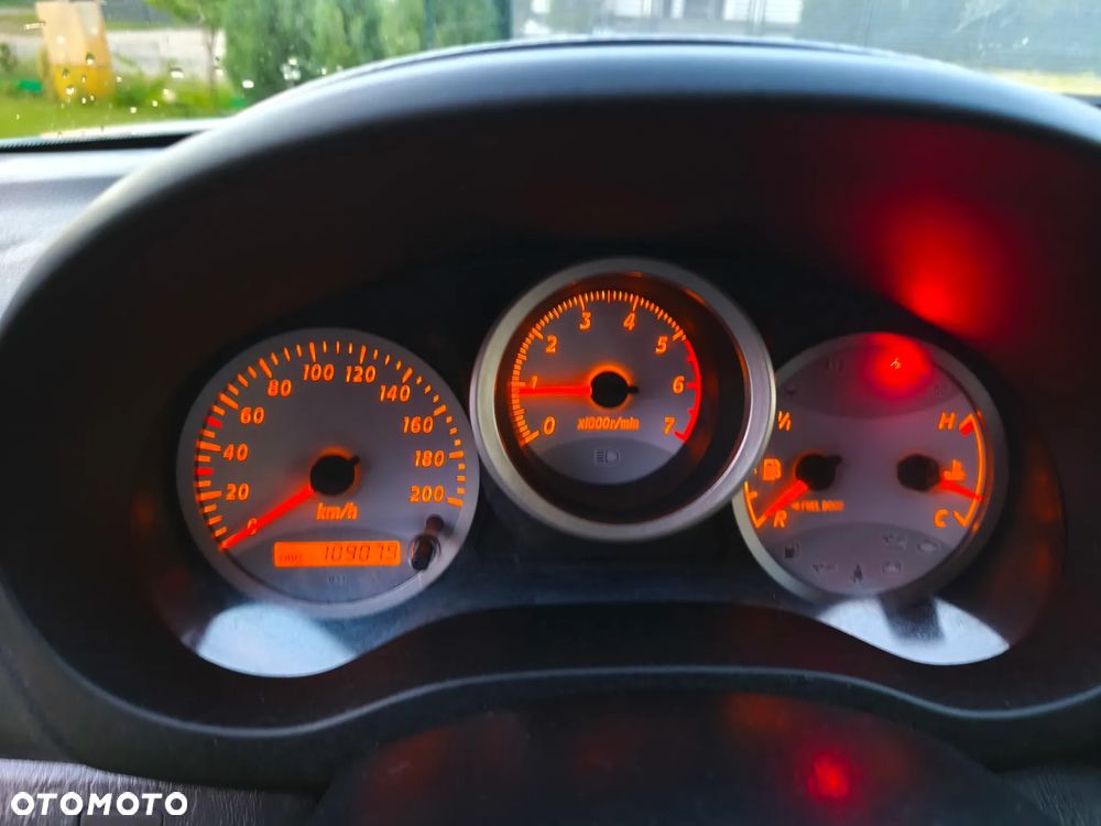 Toyota RAV4 2.0 D-4D 4x4 - 18