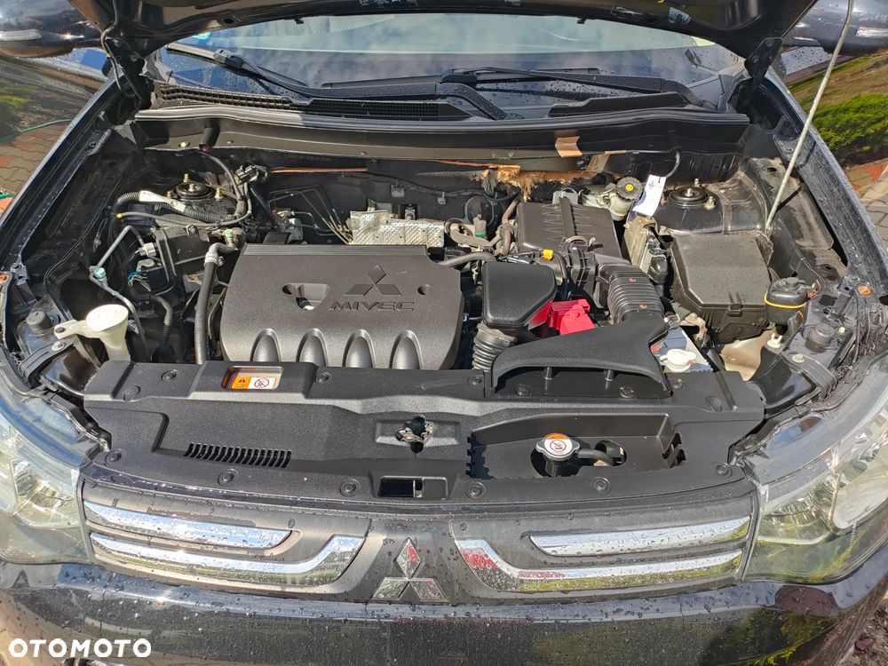 Mitsubishi Outlander 2.0 Intense - 27