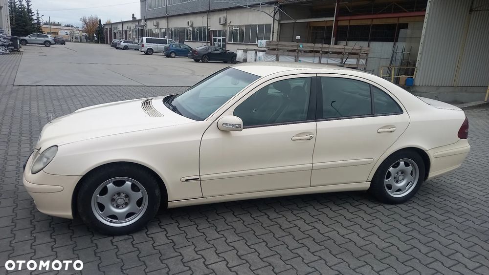 Mercedes-Benz Klasa E - 3