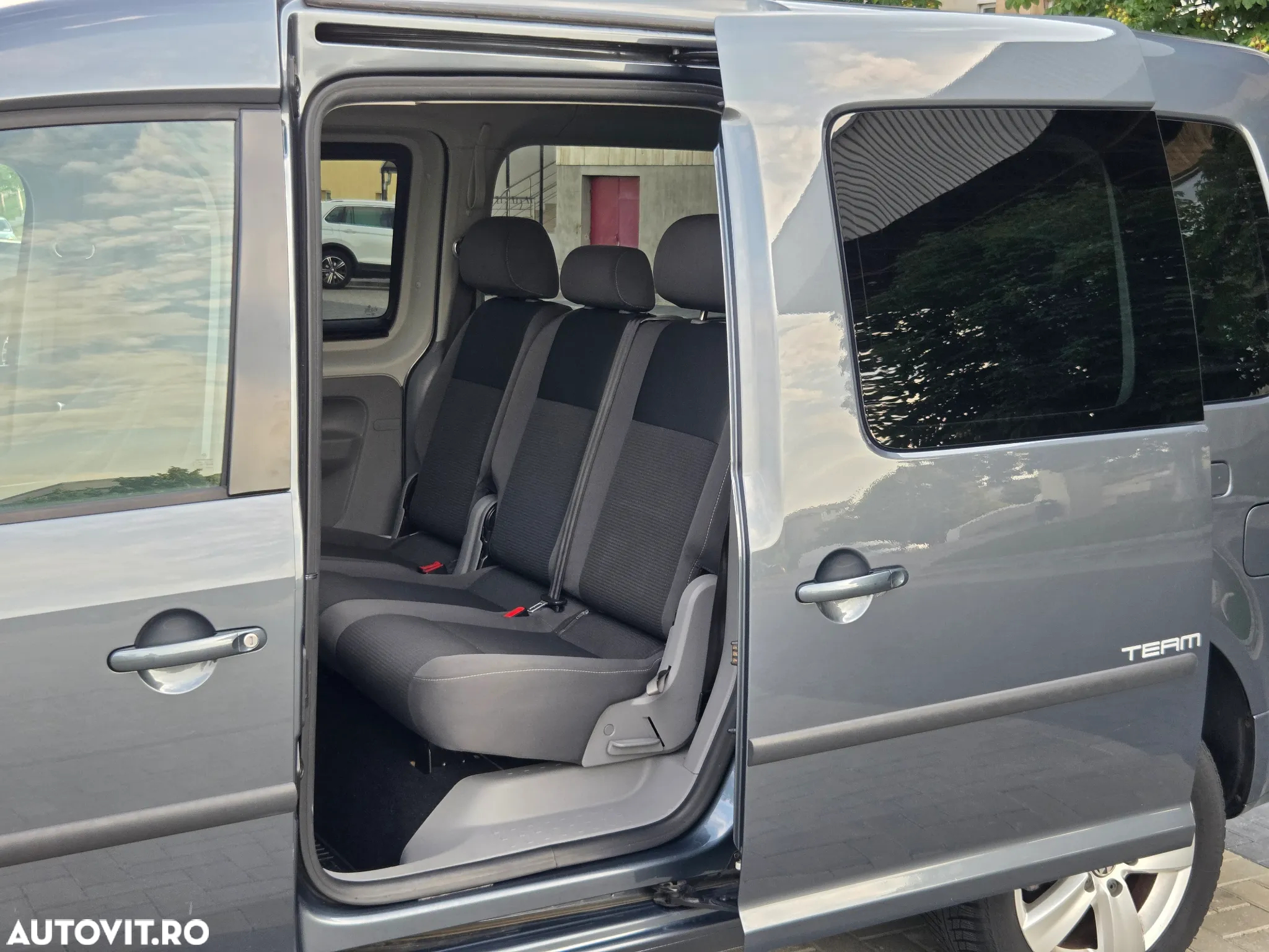 Volkswagen Caddy 1.9 TDI DPF Maxi Life Team (7-Si.) - 11