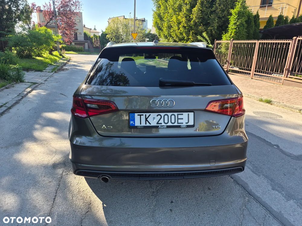 Audi A3 Sportback 1.6 TDI (clean diesel) S line Sportpaket - 8