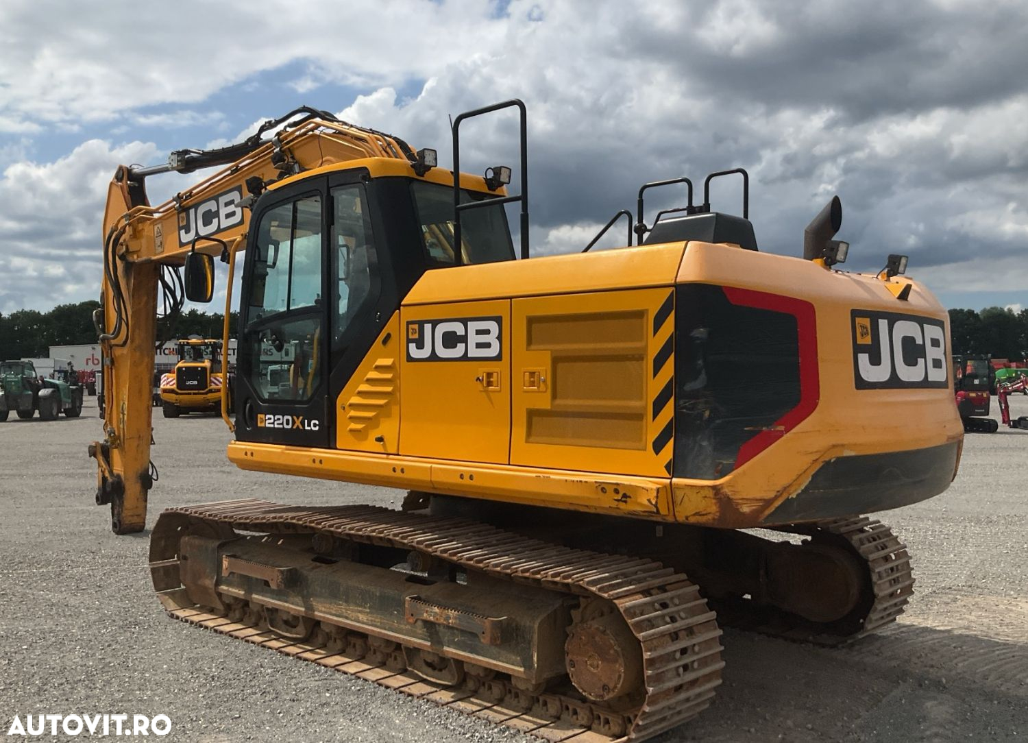 JCB 220XL-L-4F Excavator - 3
