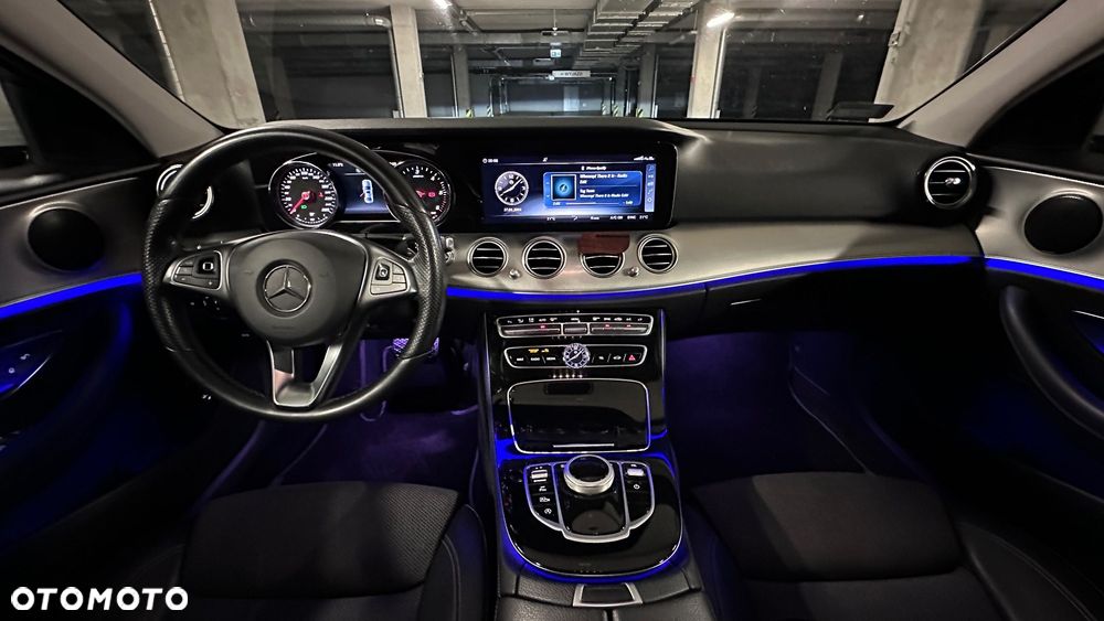 Mercedes-Benz Klasa E 220 d Business Edition 9G-TRONIC - 33