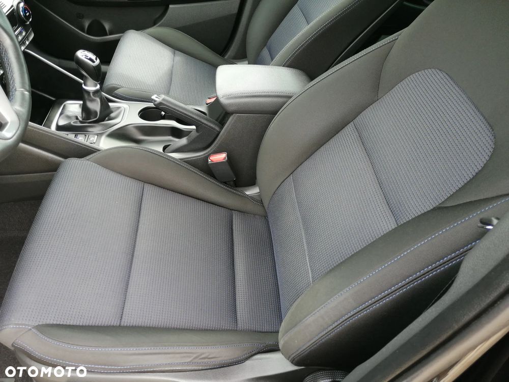 Hyundai Tucson blue 1.7 CRDi 2WD Advantage - 21