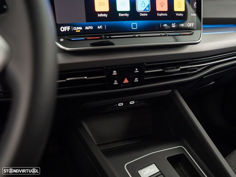 VW Golf 1.5 TSI e-Hybrid Life DSG - 26