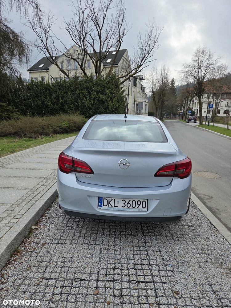 Opel Astra 1.6 Cosmo - 6