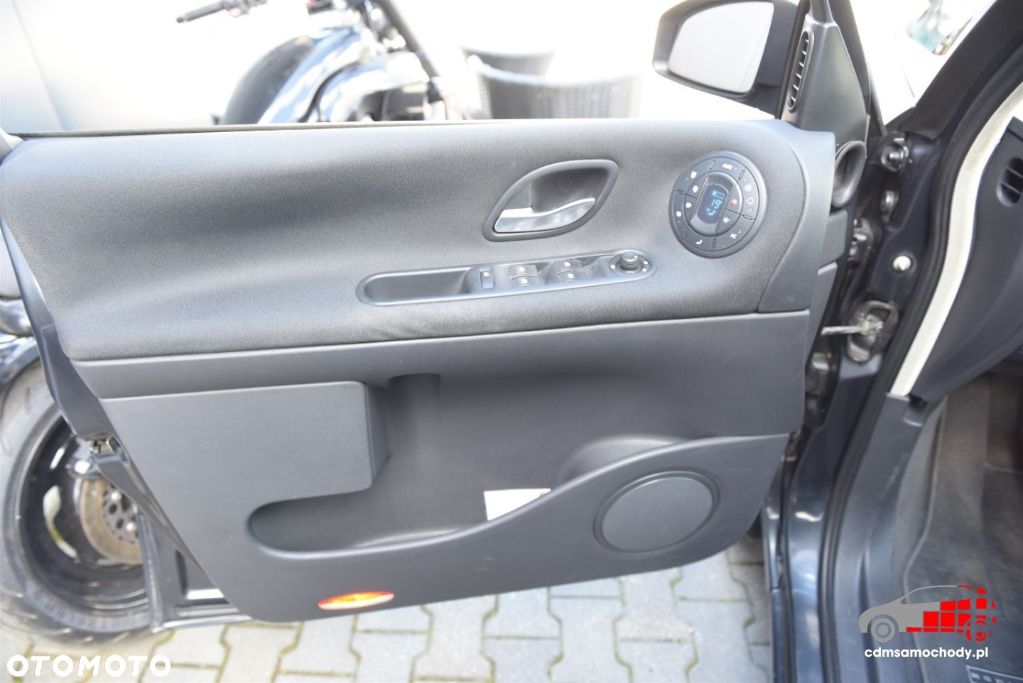 Renault Espace 2.0T Dynamique - 12