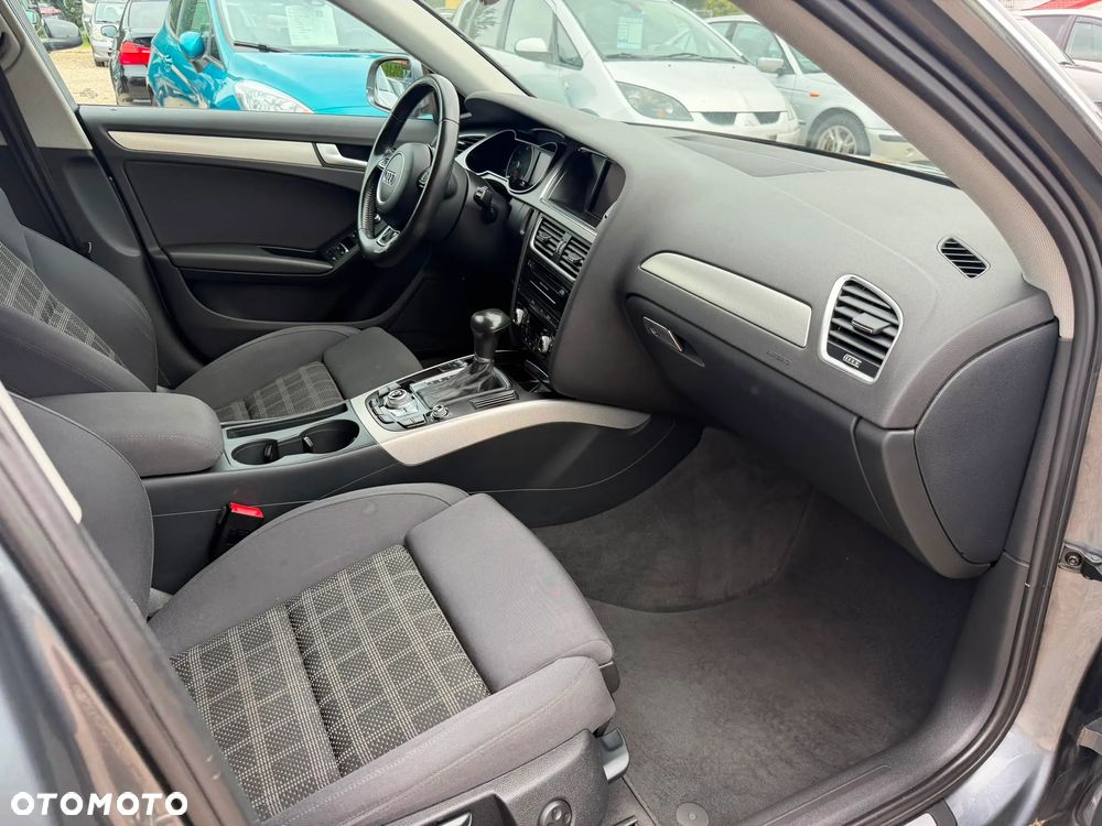 Audi A4 Avant - 25