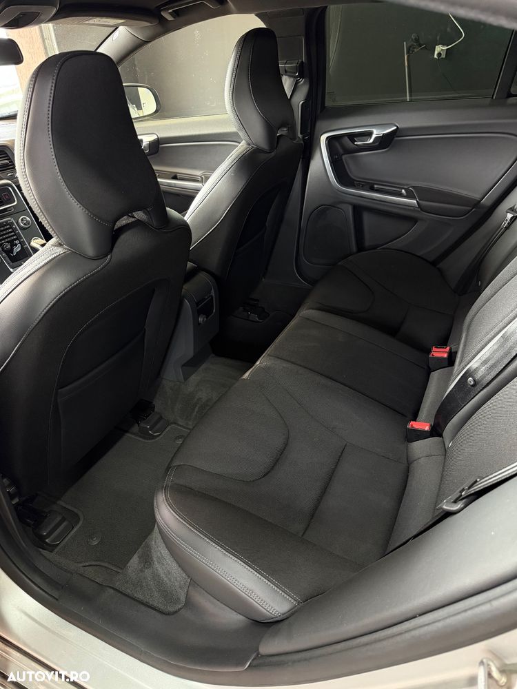 Volvo S60 D4 Summum - 12