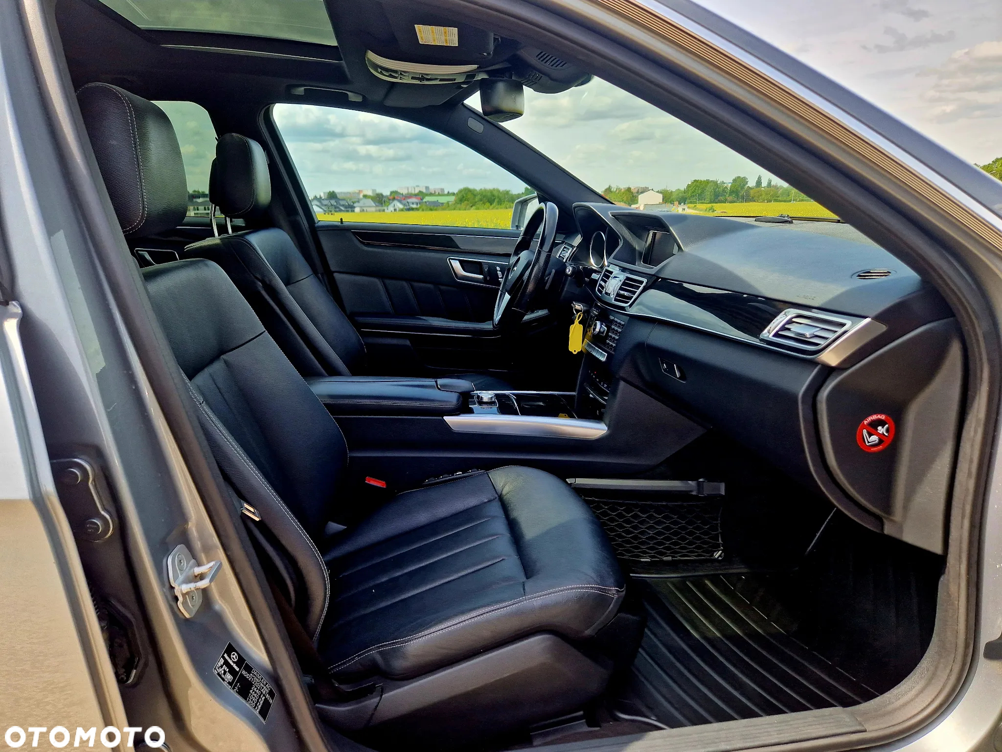 Mercedes-Benz Klasa E 220 T CDI 7G-TRONIC Avantgarde - 21