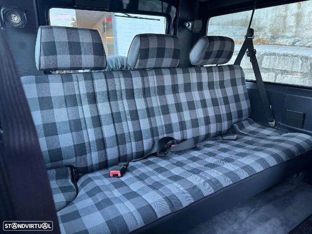 Mercedes-Benz G 300 - 24