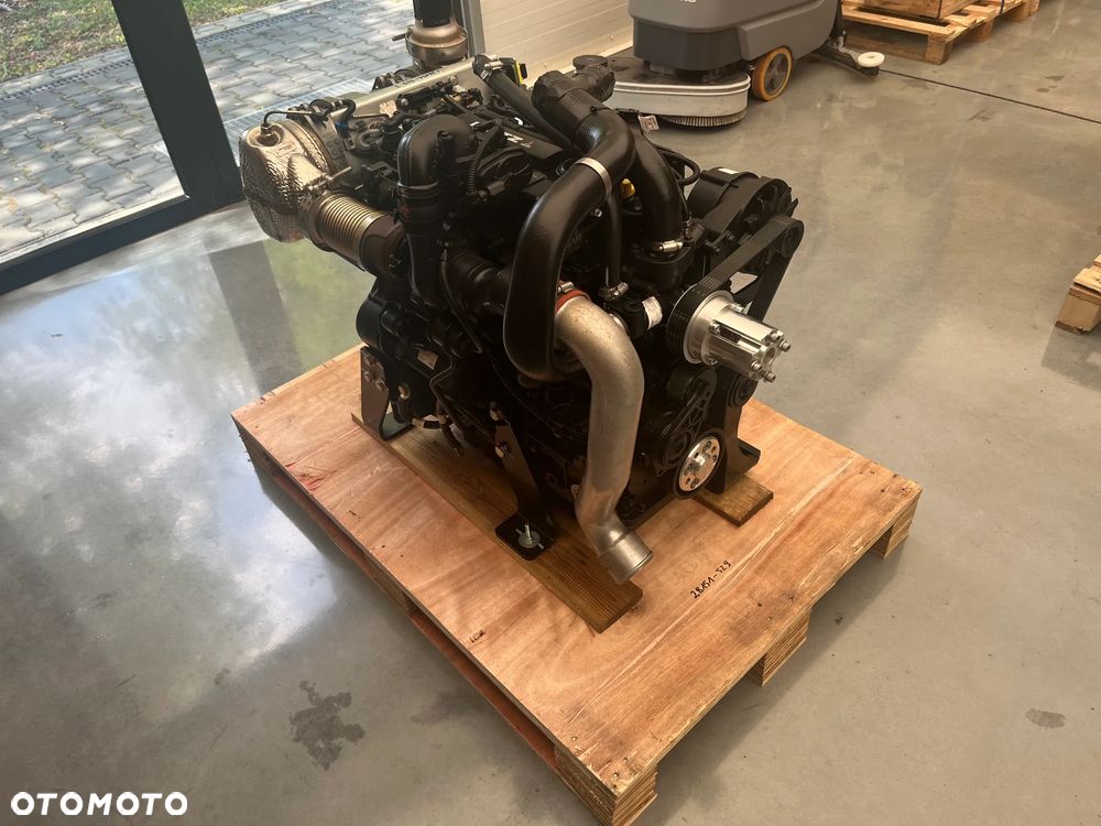 SILNIK DEUTZ TD 2.9 L4 28455 netto - 9