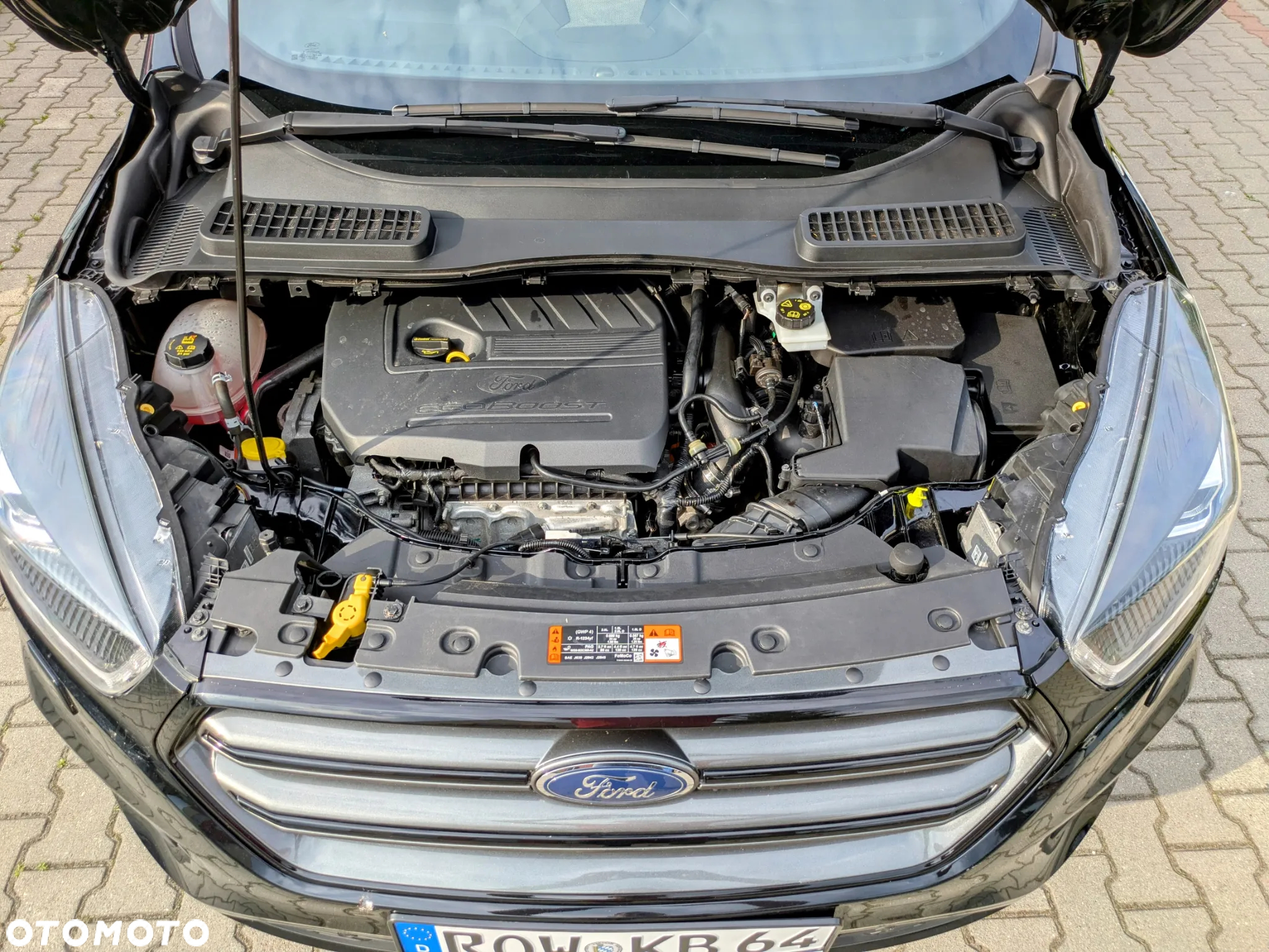 Ford Kuga 1.5 EcoBoost 2x4 ST-Line - 16