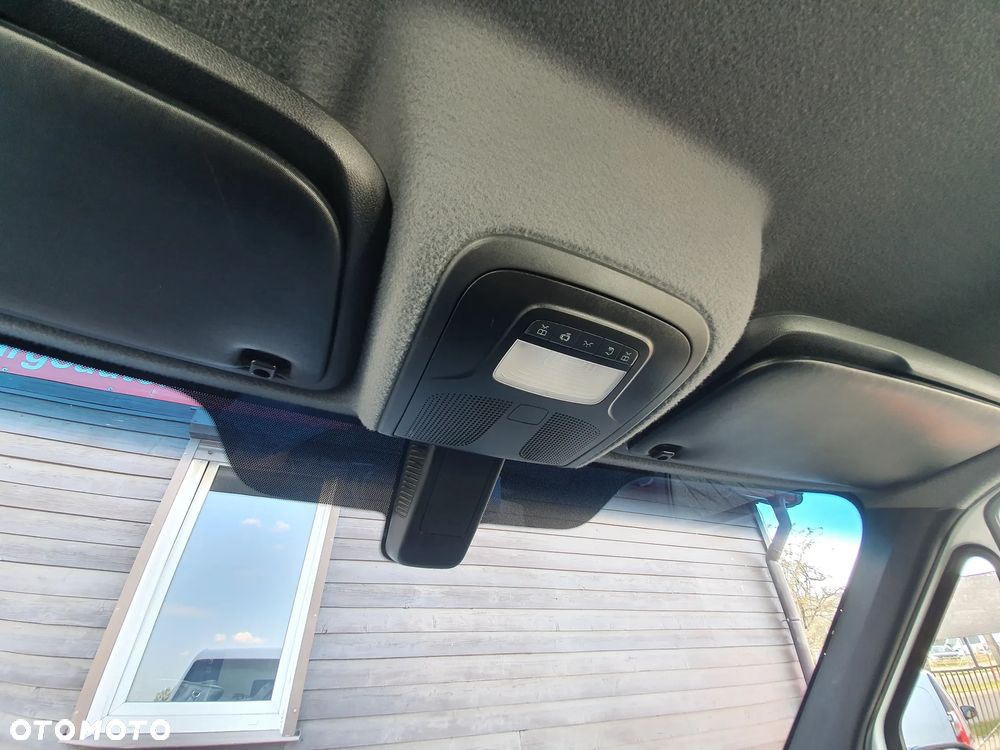 Mercedes-Benz Sprinter - 34