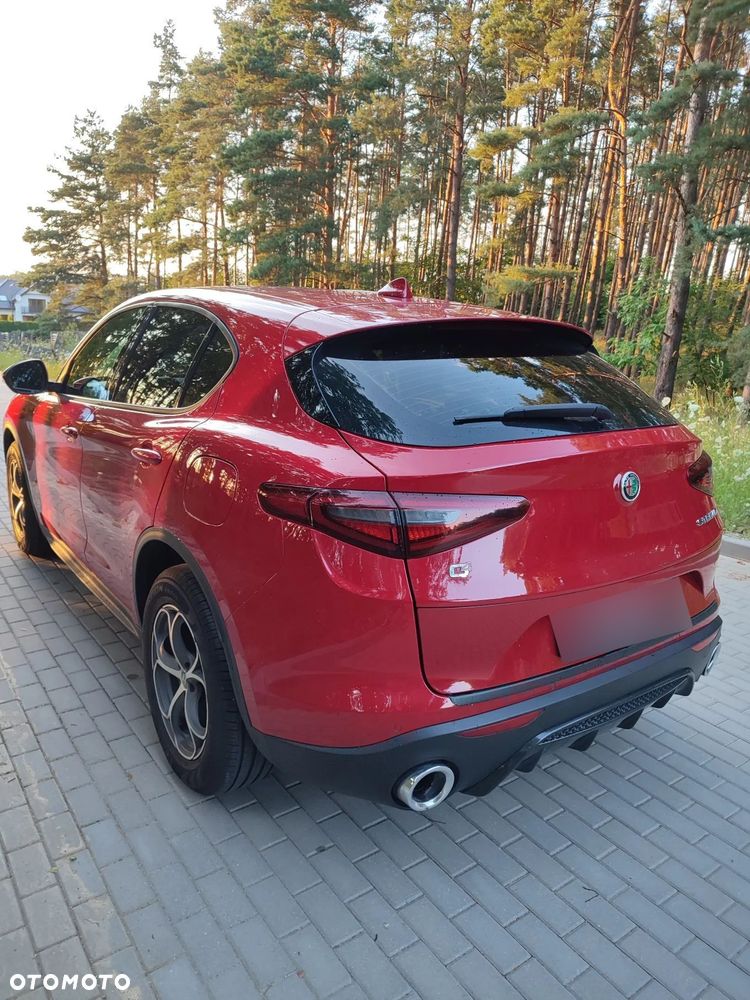 Alfa Romeo Stelvio - 3