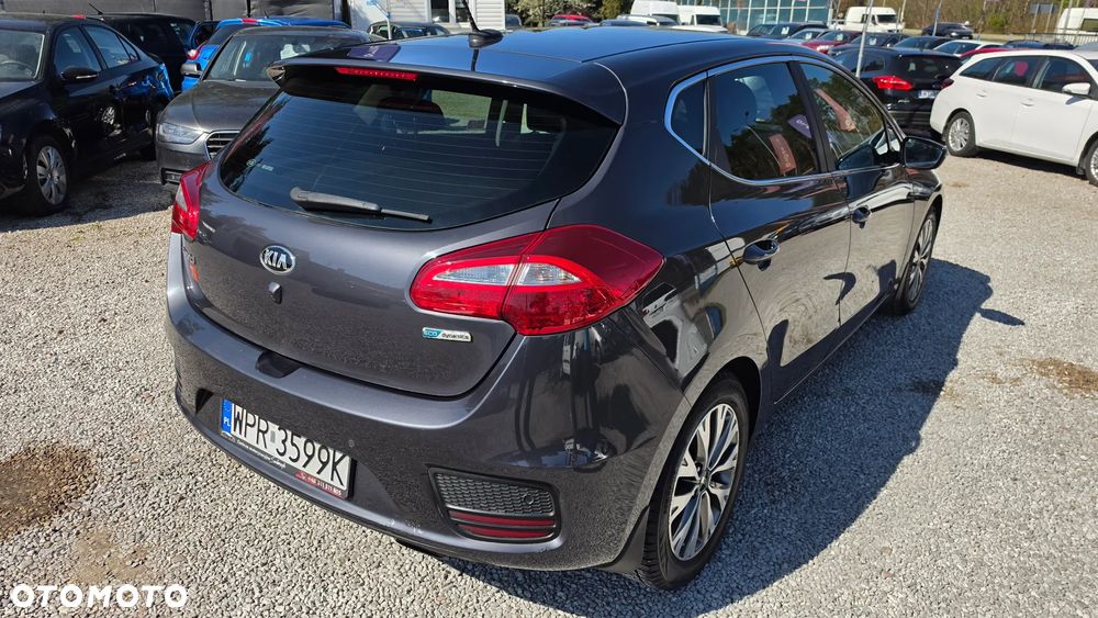 Kia Ceed 1.6 GDI L Business Line - 4