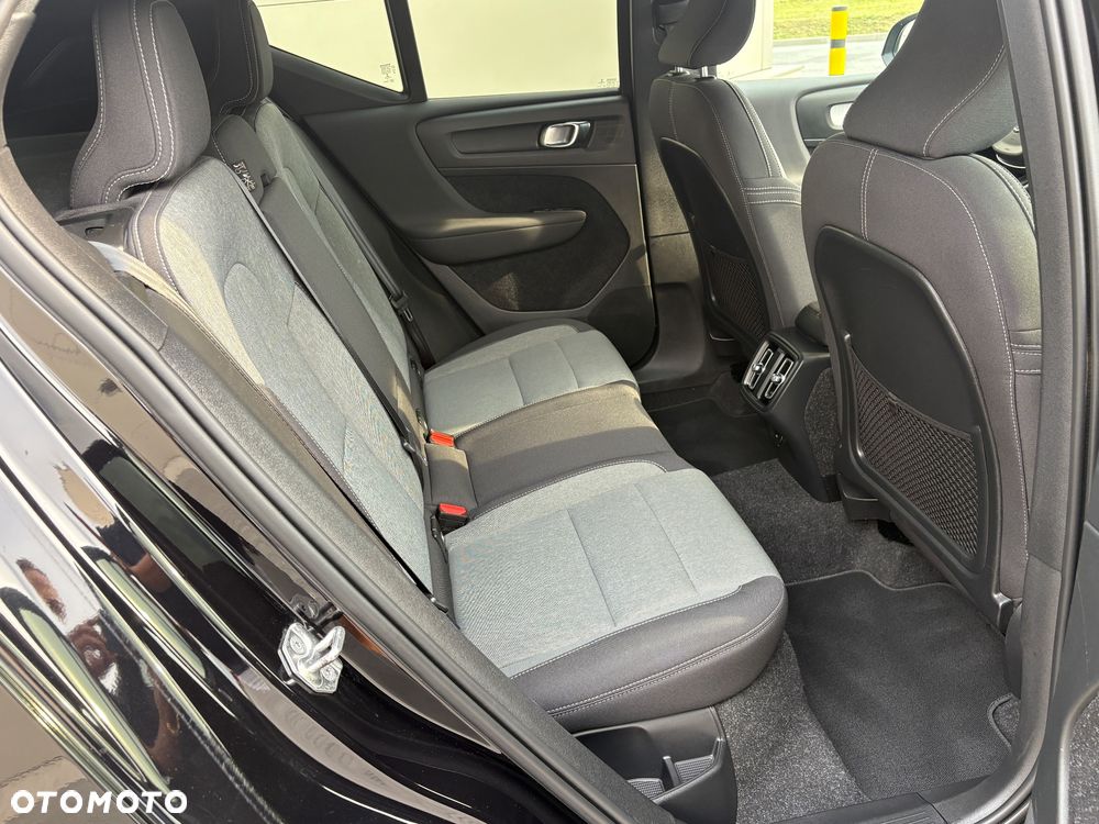 Volvo XC 40 - 21