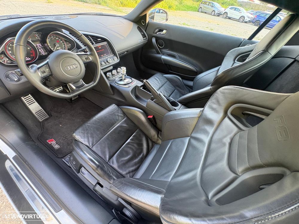 Audi R8 Coupé 5.2 FSI quattro R tronic - 31