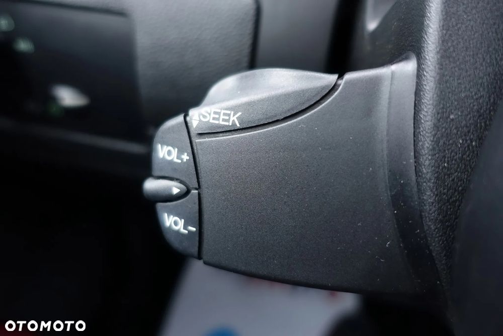 Ford Mondeo 3.0 V6 ST 220 - 21