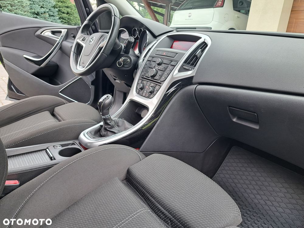 Opel Astra 1.4 Turbo Edition Sport - 32