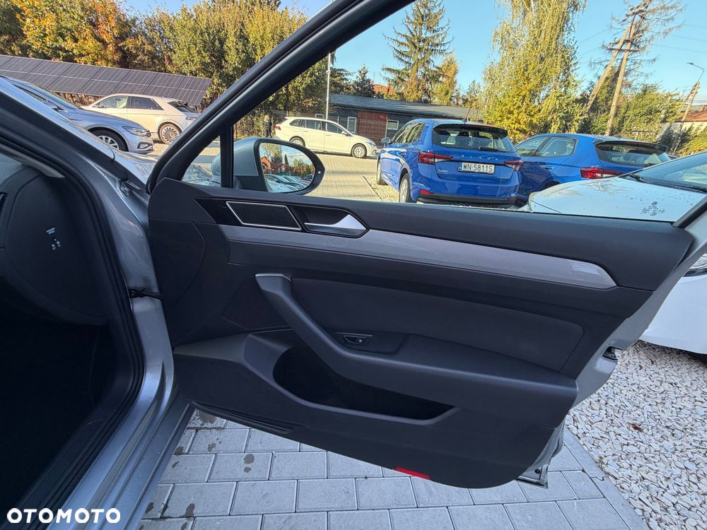 Volkswagen Passat 1.5 TSI EVO Business DSG - 35