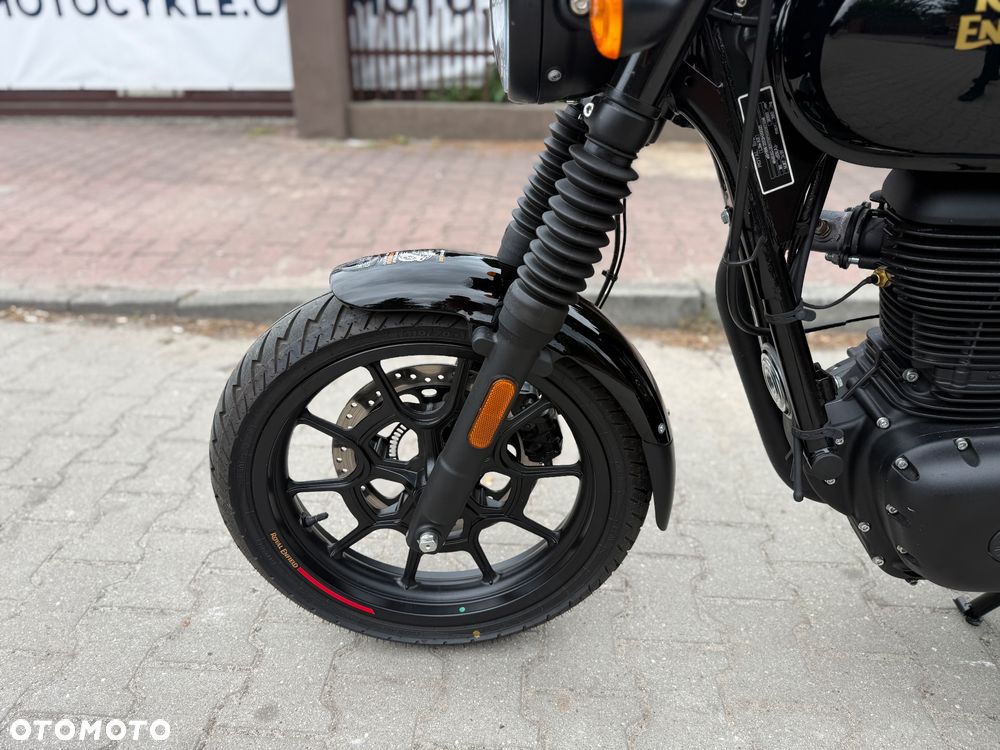 Royal Enfield HNTR - 23