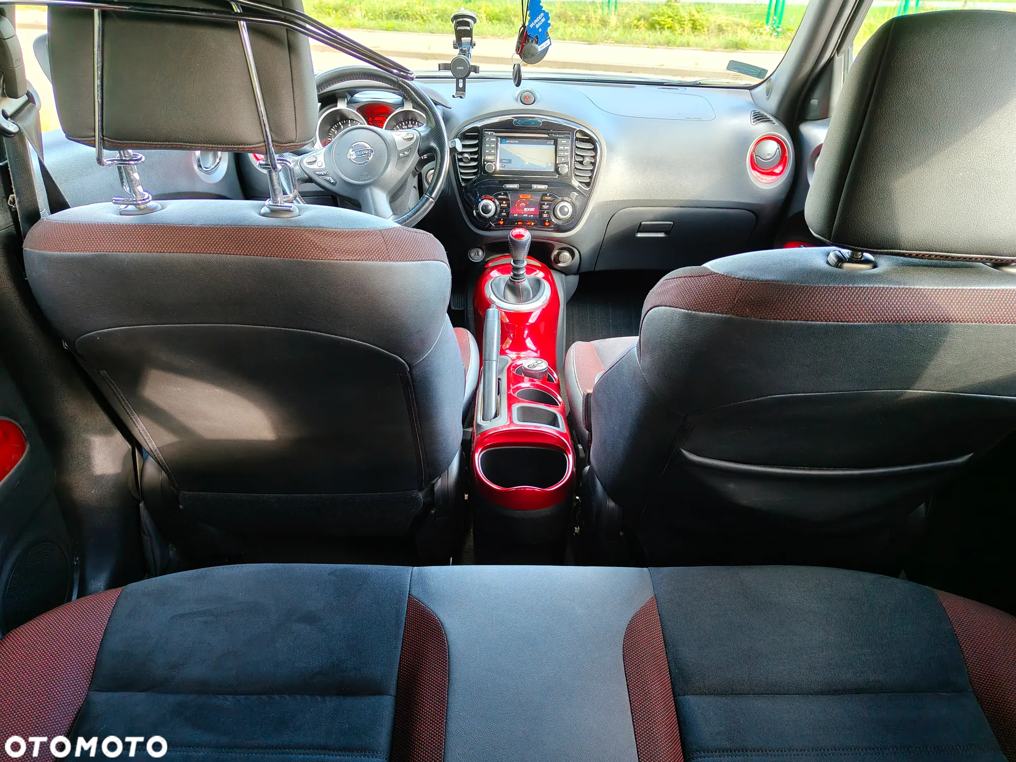 Nissan Juke 1.2 DIG-T N-Connecta EU6 - 4
