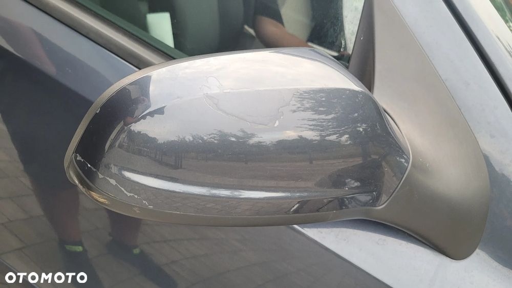 Opel Astra 1.6 Enjoy - 21