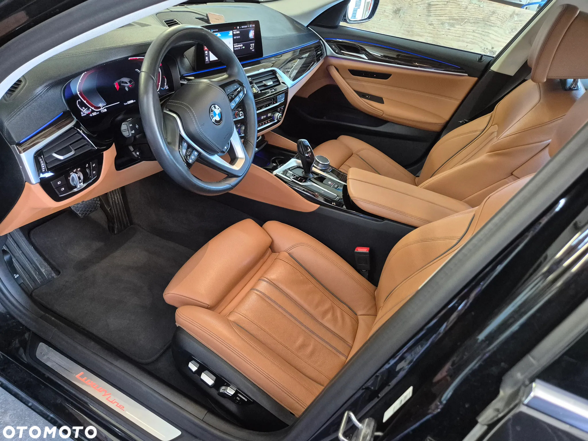 BMW Seria 5 520d Luxury Line - 10