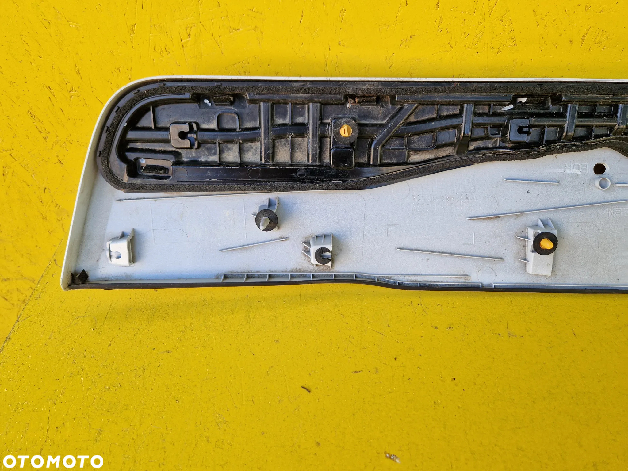 KIA SPORTAGE III BLENDA KLAPY BAGAŹNIKA 10- 87371-F1000 - 6