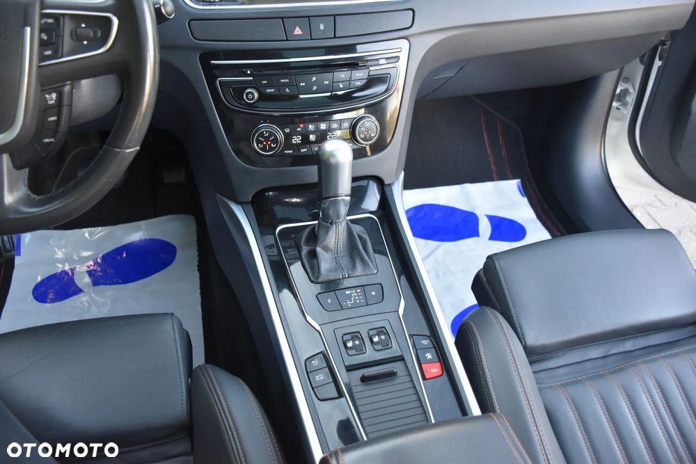 Peugeot 508 RXH BlueHDi 180 EAT6 Stop&Start - 21