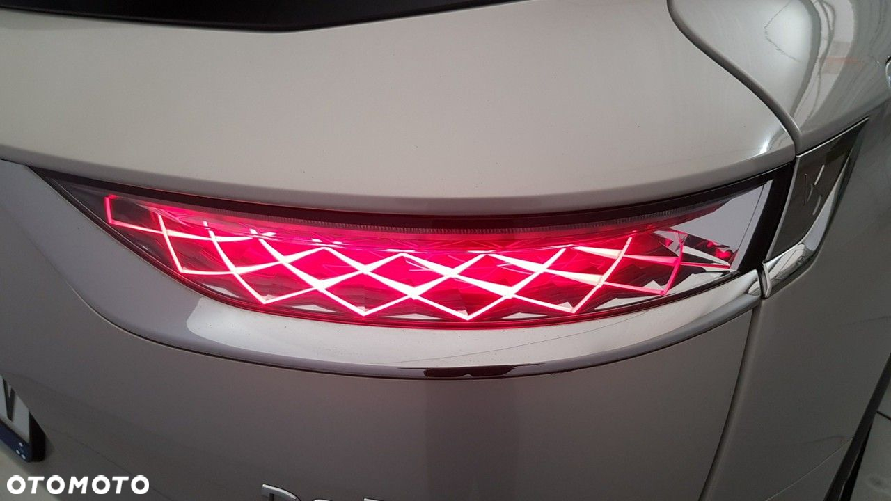 DS Automobiles DS 7 Crossback - 16