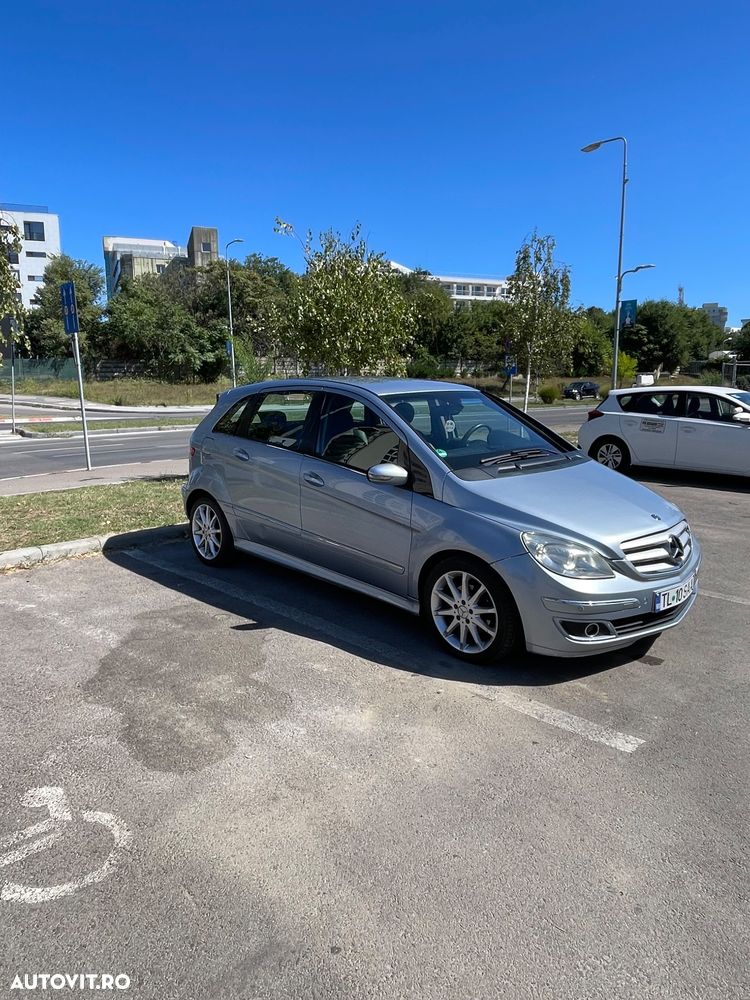 Mercedes-Benz B 200 CDI - 2