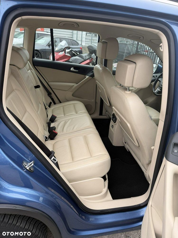 Volkswagen Tiguan - 9