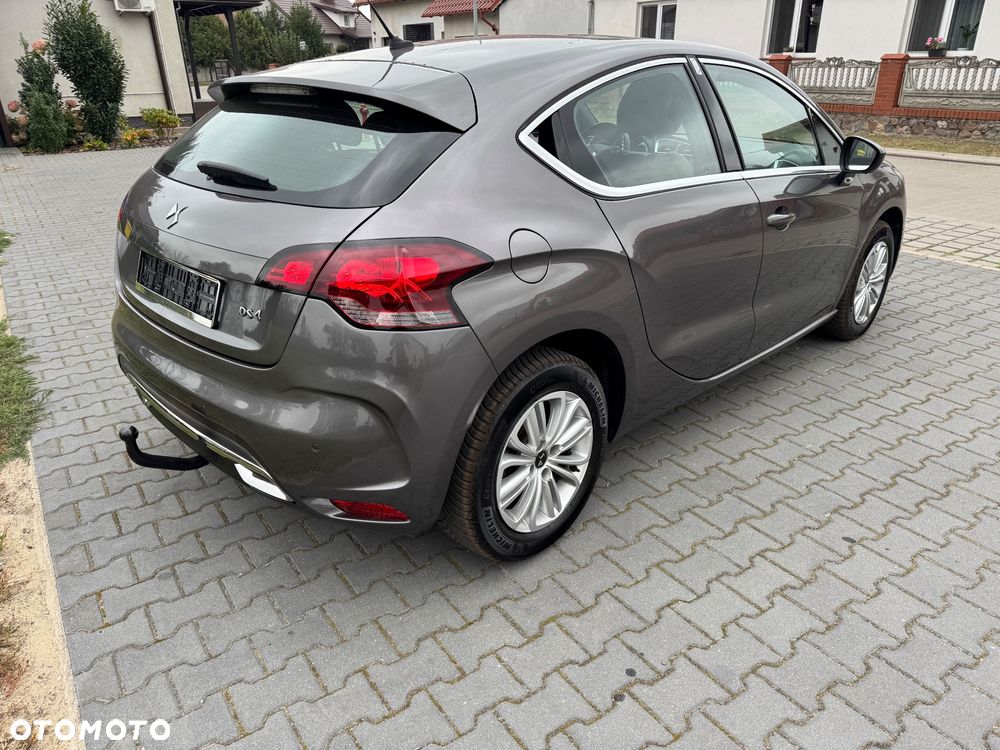 Citroën DS4 e-HDi 115 Chic - 9