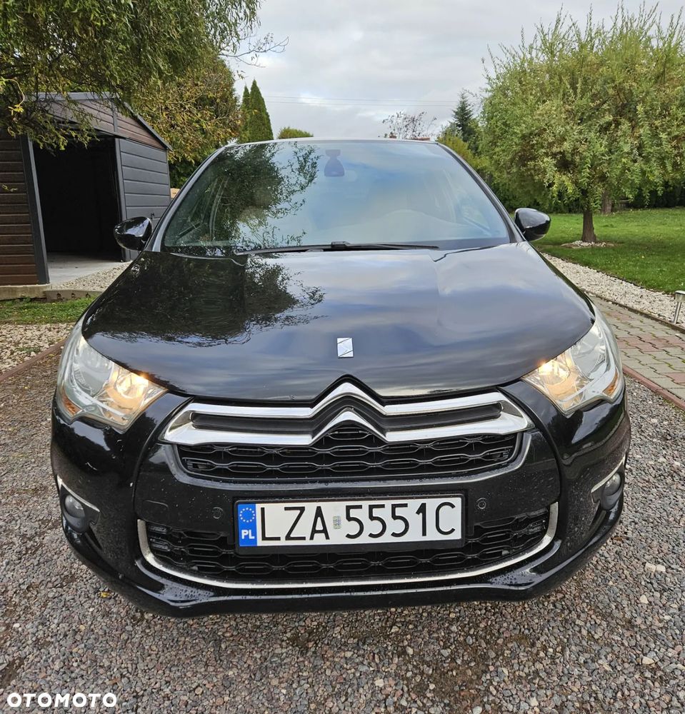 Citroën DS4 1.6 THP SoChic MCP - 8