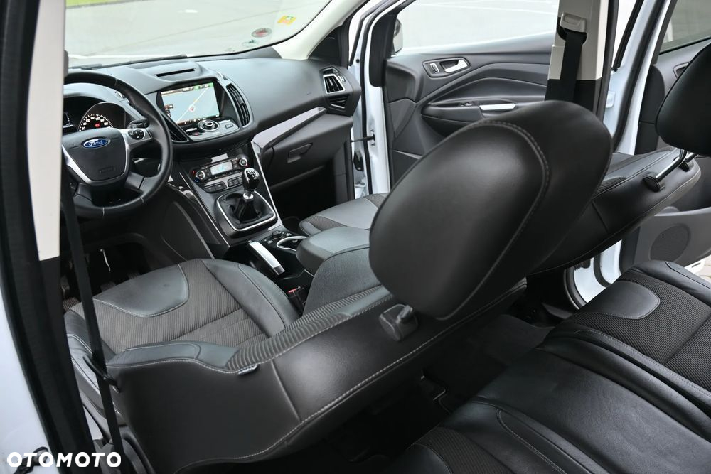 Ford Kuga 1.5 EcoBoost FWD Titanium X - 36