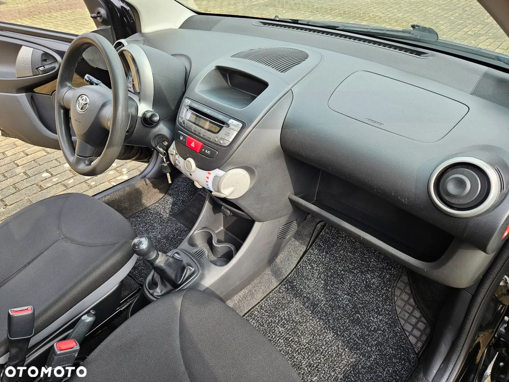 Toyota Auris 1.33 VVT-i Luna - 29
