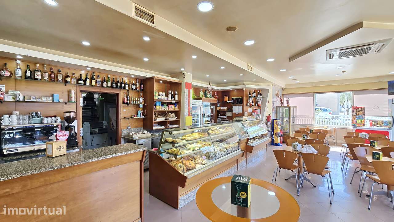 Amplo Espaço Comercial em Sarrazola – Cacia - Grande imagem: 4/22