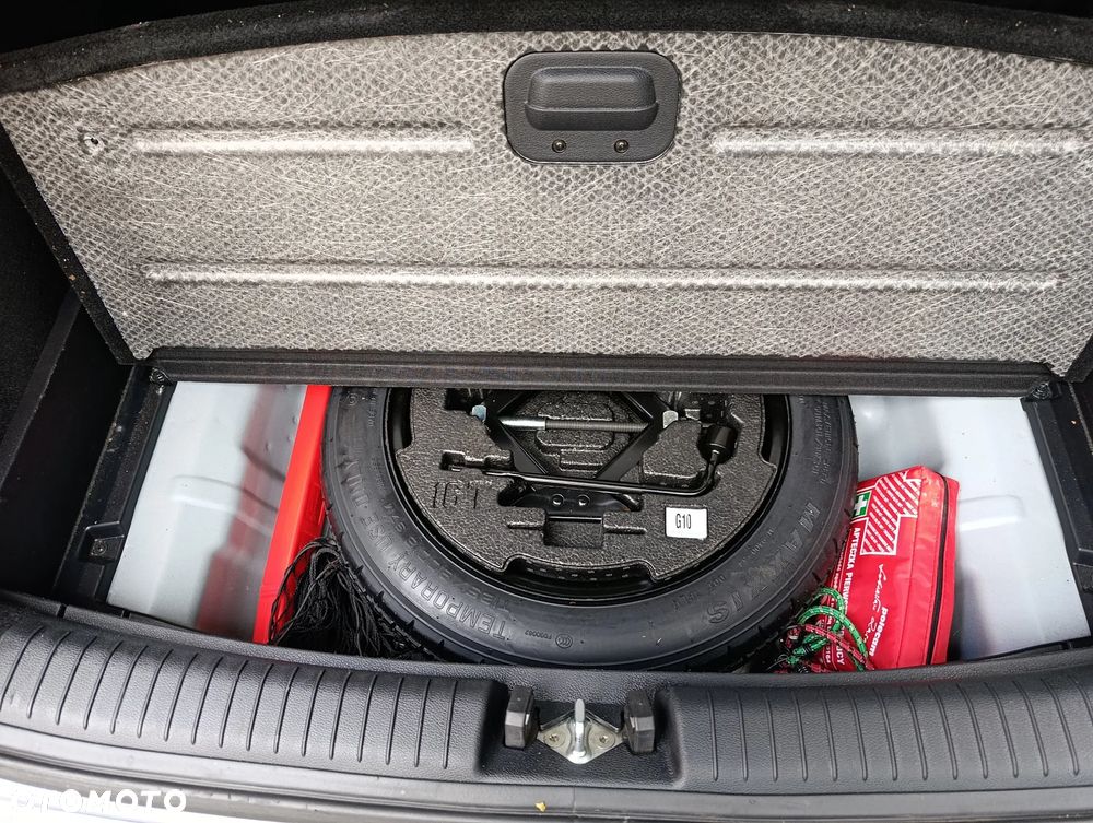 Kia Ceed 1.5 T-GDI L Business Line Plus DCT - 16