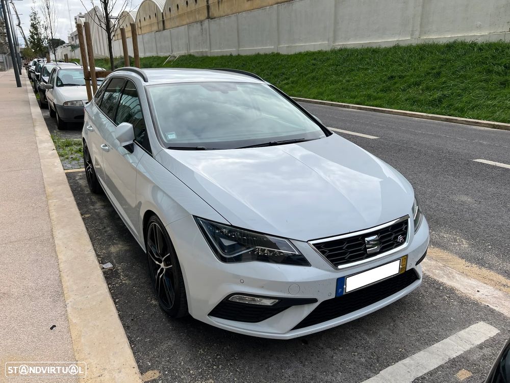 SEAT Leon ST 2.0 TDI FR S/S - 1
