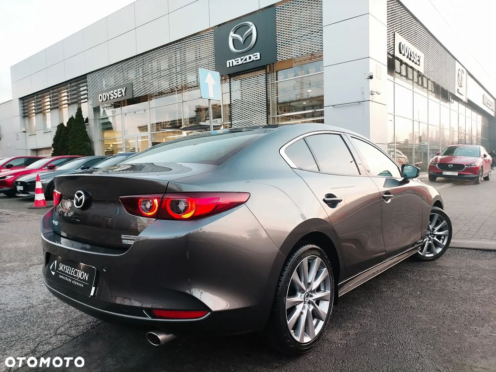 Mazda 3 2.0 mHEV Hikari - 3