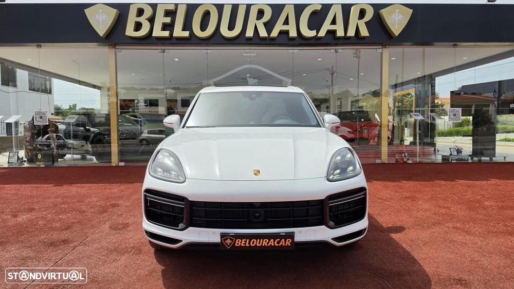 Porsche Cayenne Turbo S E-Hybrid - 2