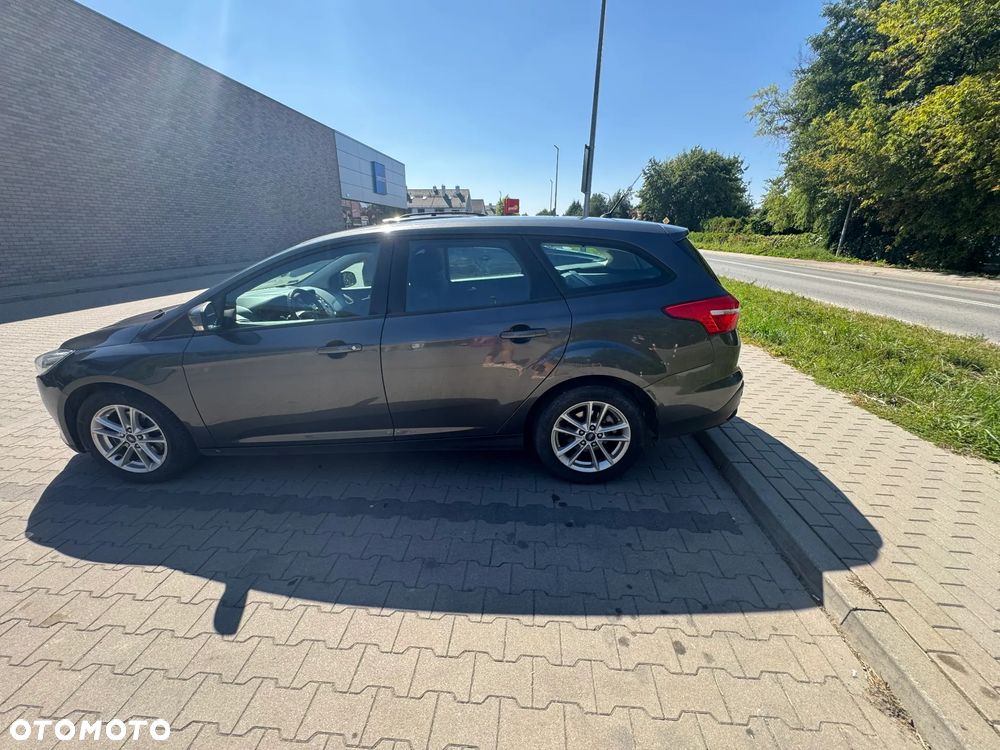Ford Focus 1.5 EcoBoost Trend ASS - 2