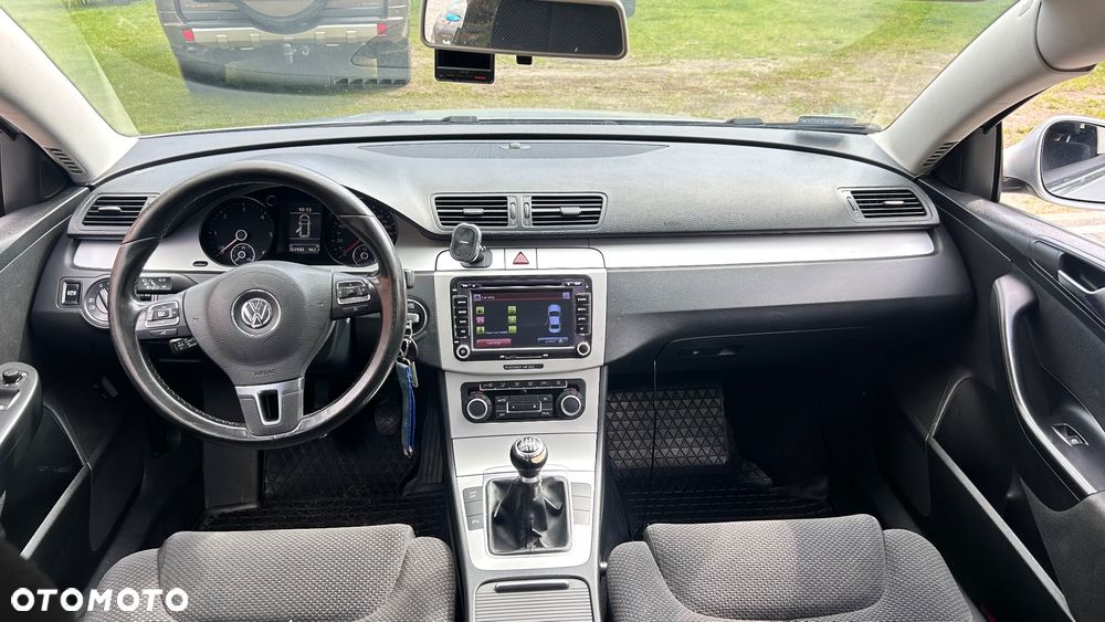 Volkswagen Passat 2.0 TDI DPF Comfortline - 15