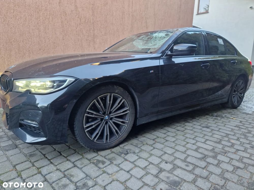 BMW Seria 3 320d Edition M Sport Shadow - 9